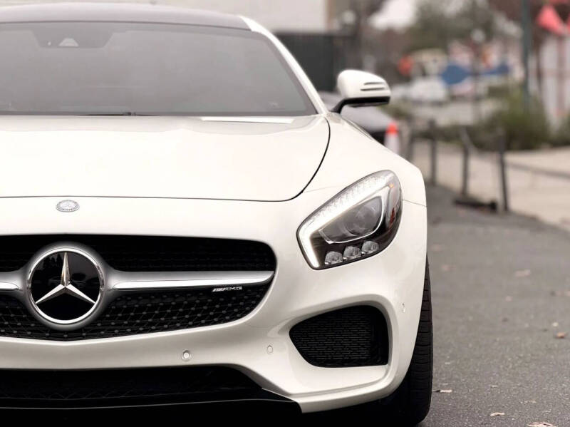 2017 Mercedes-Benz AMG GT S