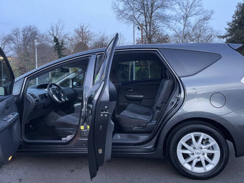 2012 Toyota Prius v Three