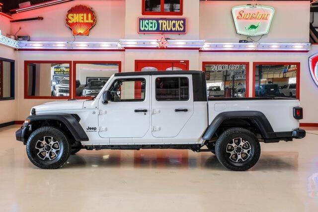 2020 Jeep Gladiator Sport