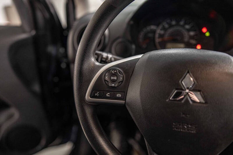 2024 Mitsubishi Mirage ES