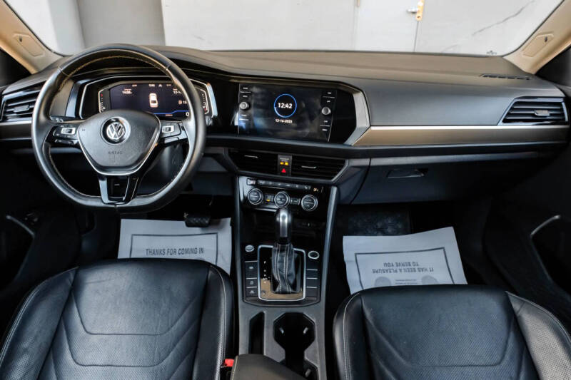 2021 Volkswagen Jetta SEL Premium