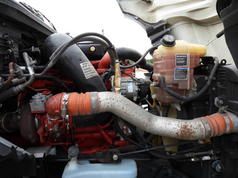 2019 International LT625