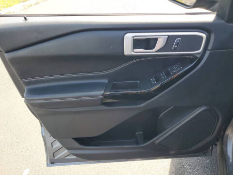 2022 Ford Explorer ST