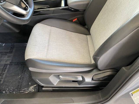 2023 Volkswagen ID.4 Pro