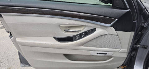 2011 BMW 5 Series 550i