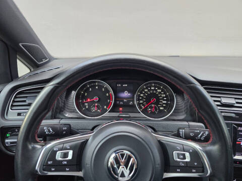 2015 Volkswagen Golf GTI Autobahn