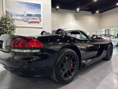 2004 Dodge Viper SRT-10