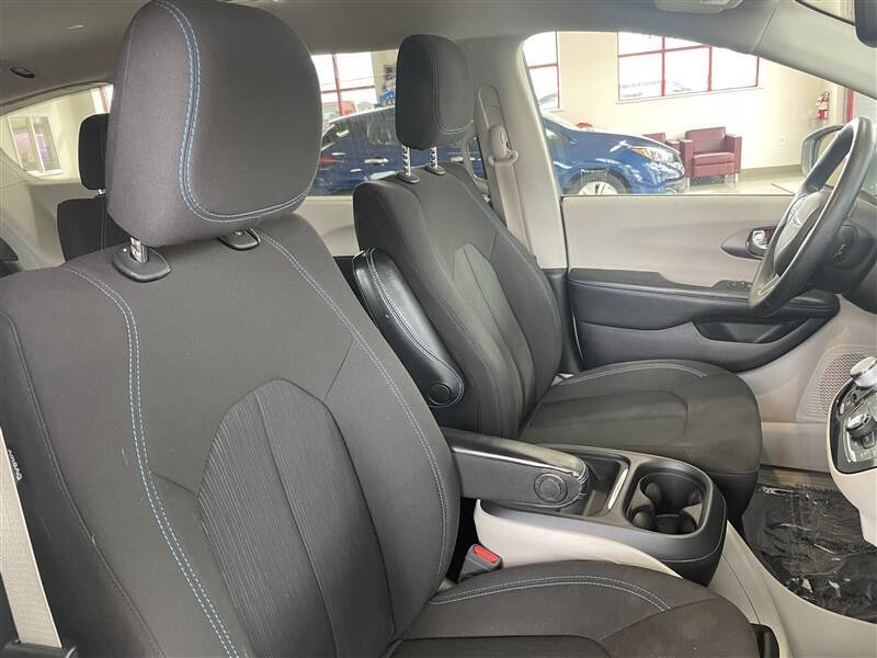 2021 Chrysler Pacifica Touring