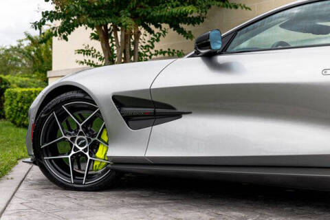 2025 Aston Martin Vanquish