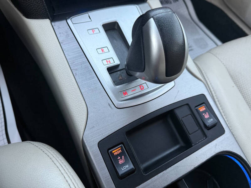 2010 Subaru Legacy 2.5i Limited