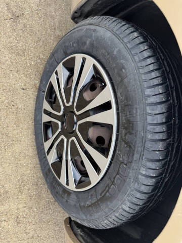 2005 Toyota Corolla LE