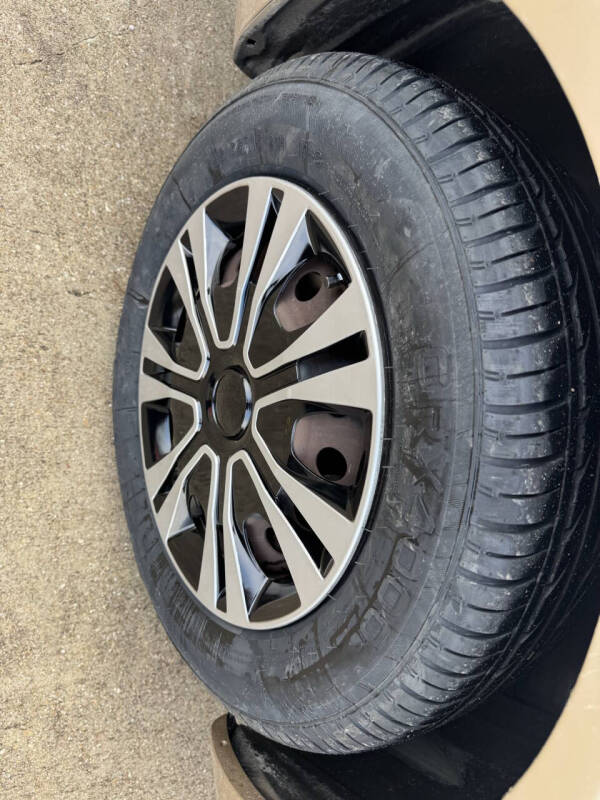 2005 Toyota Corolla LE