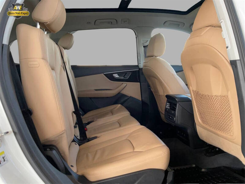 2023 Audi Q7 quattro Premium 45 TFSI
