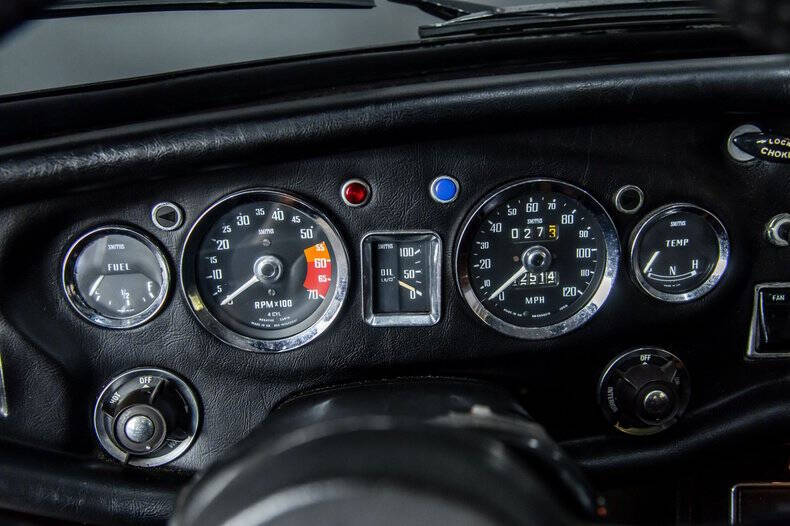 1974 MG B