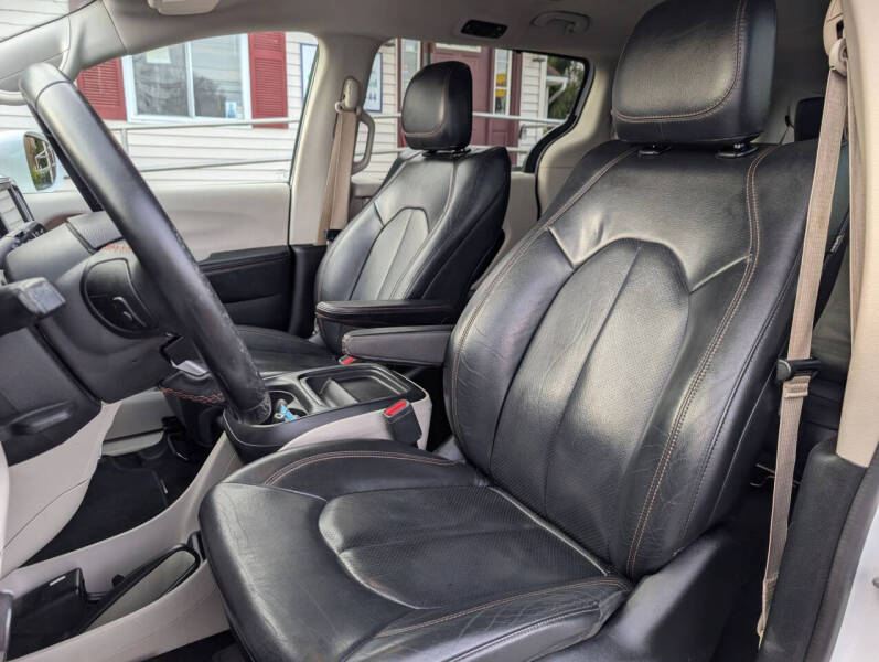 2018 Chrysler Pacifica Touring L