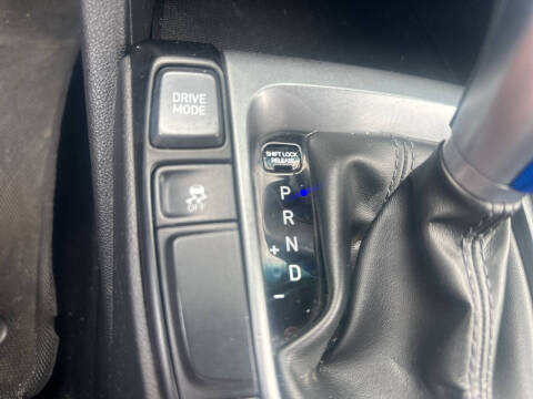 2019 Hyundai Veloster 2.0L