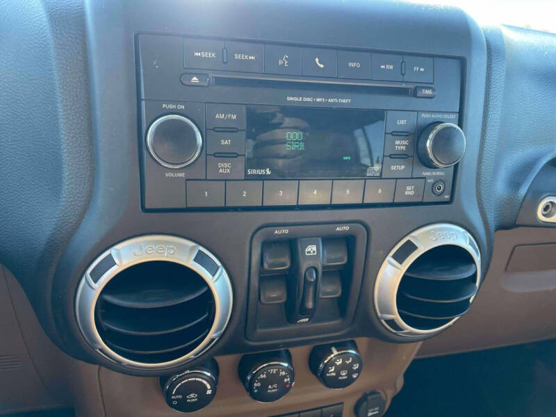 2013 Jeep Wrangler Unlimited Sahara