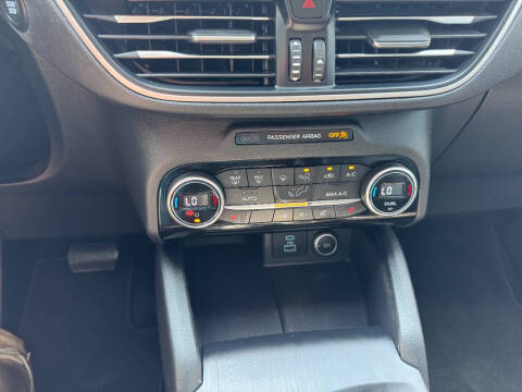 2021 Ford Escape SEL