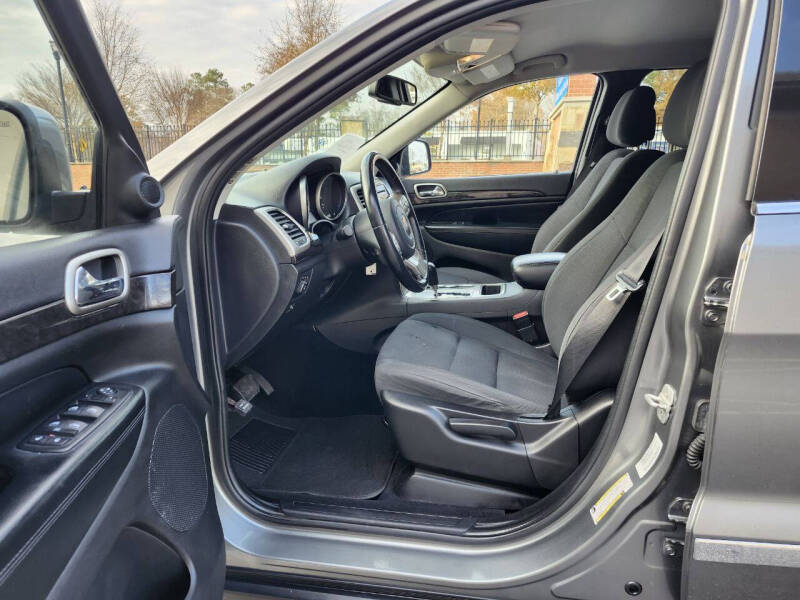 2012 Jeep Grand Cherokee Laredo