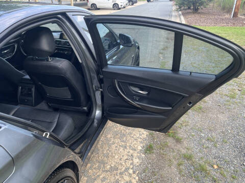 2017 BMW 3 Series 320i xDrive