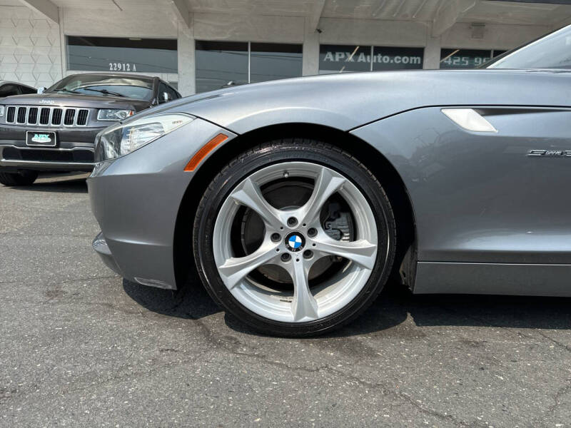 Used 2011 BMW Z4 sDrive30i with VIN WBALM5C52BE380046 for sale in Edmonds, WA