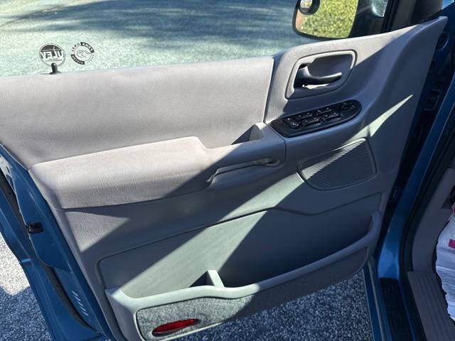 2002 Ford Windstar LX