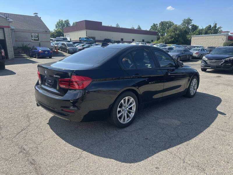 2018 BMW 3 Series 320i