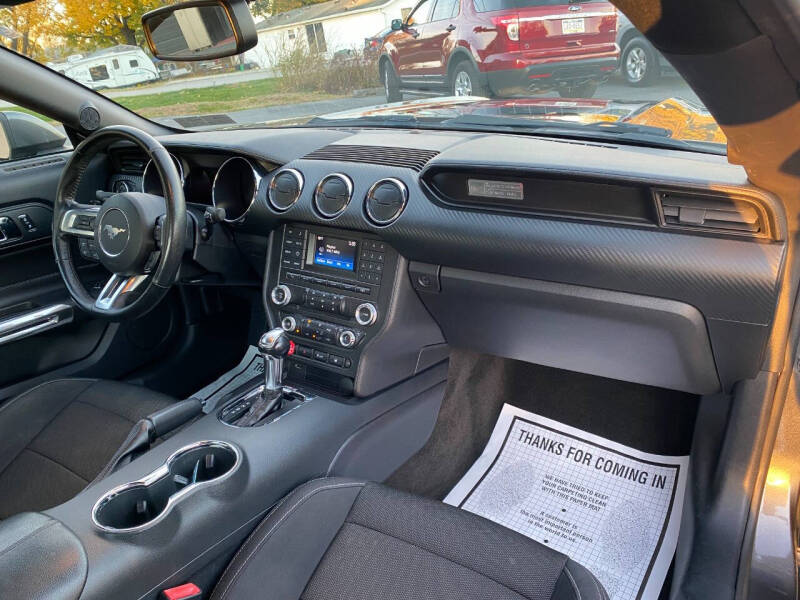 2016 Ford Mustang V6