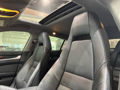 2011 Porsche Panamera