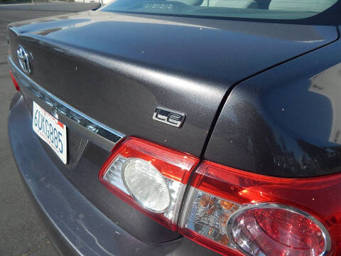 2012 Toyota Corolla LE