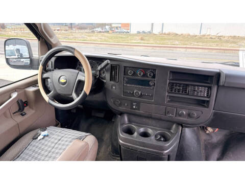 2017 Chevrolet Express 2500