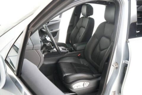 2018 Porsche Macan S