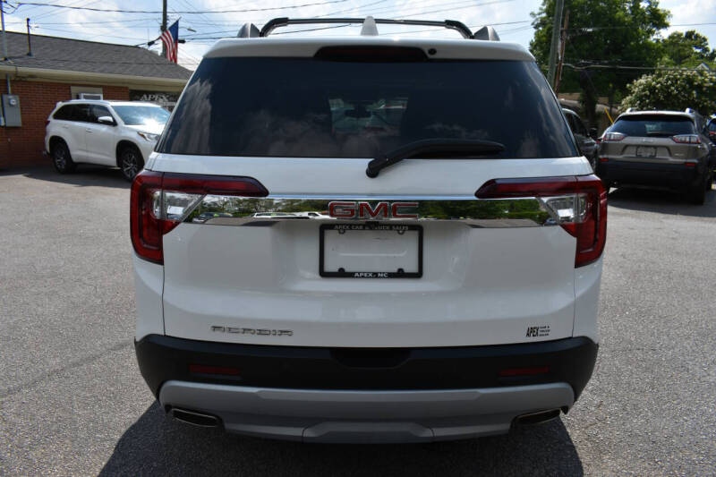 2023 GMC Acadia SLE
