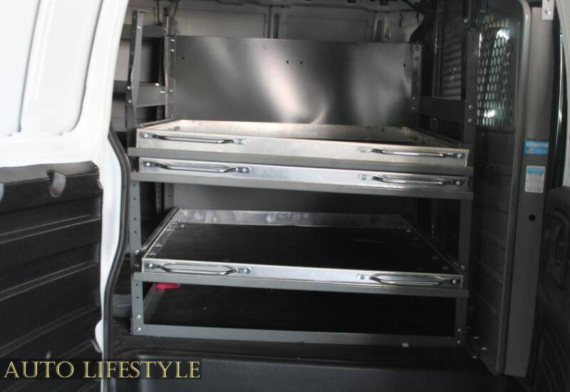 2023 GMC Savana 2500