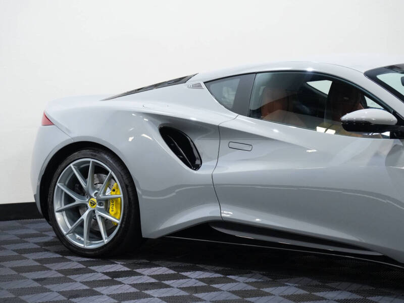 2024 Lotus Emira V6 First Edition