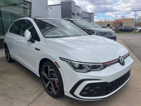 2024 Volkswagen Golf GTI SE