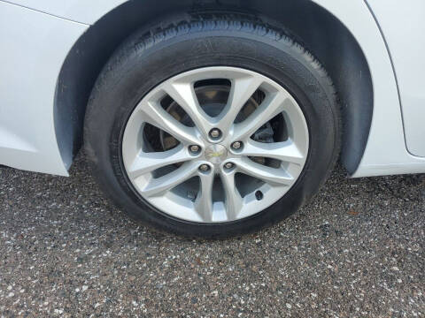 2017 Chevrolet Malibu LT