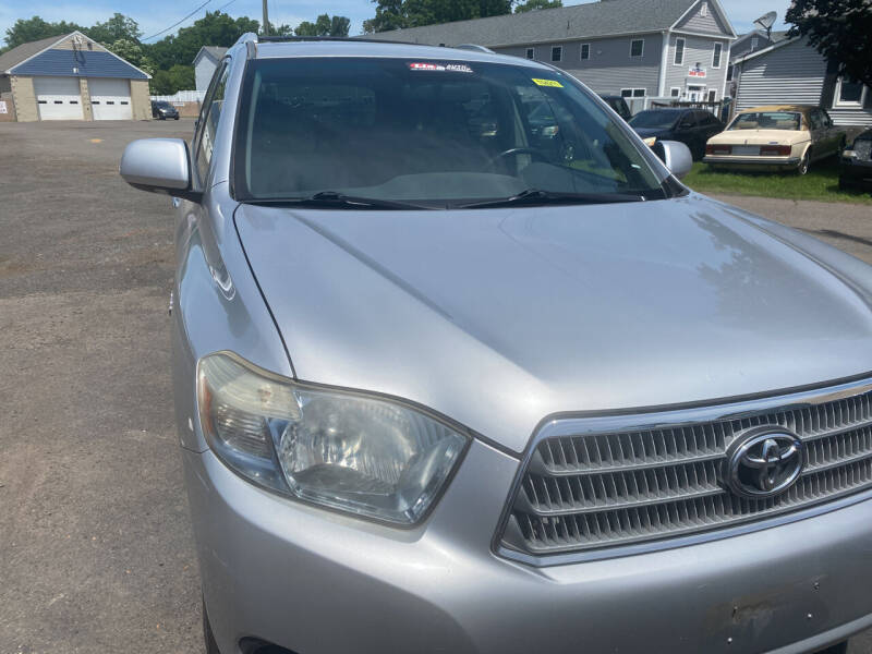 2008 Toyota Highlander Hybrid for sale at Route 10 Motors LLC in Plainville CT