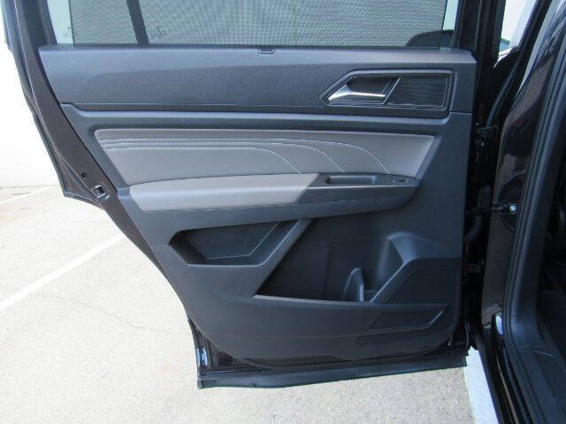 2023 Volkswagen Atlas V6 SE