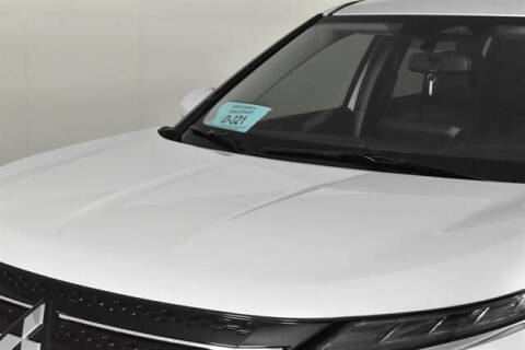 2024 Mitsubishi Outlander PHEV SE