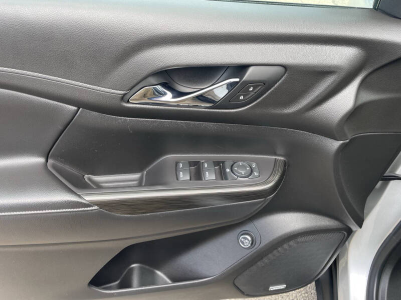 2020 GMC Acadia SLT