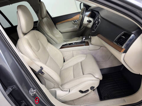 2016 Volvo XC90 T6 Inscription