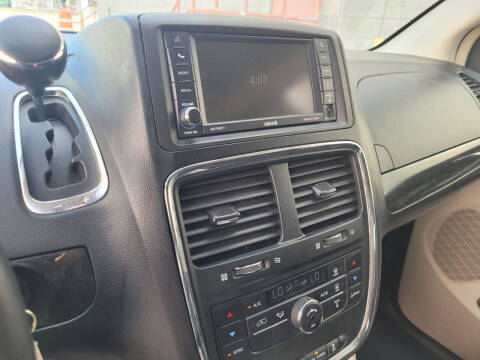 2012 Dodge Grand Caravan Crew