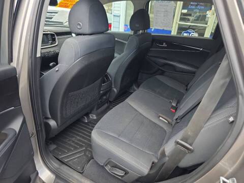 2018 Kia Sorento LX