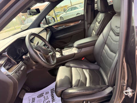 2017 Cadillac XT5 Platinum