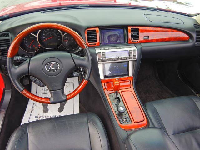 2004 Lexus SC 430