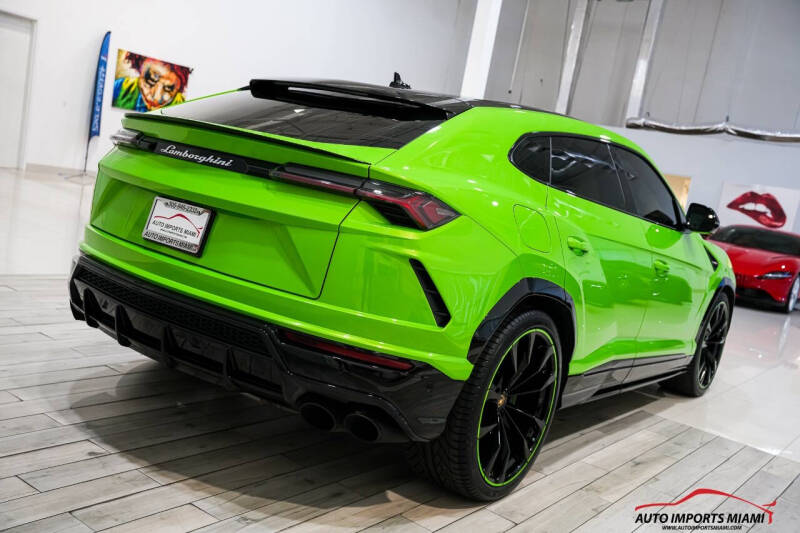 2022 Lamborghini Urus