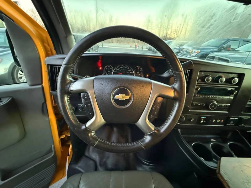 2017 Chevrolet Express 2500