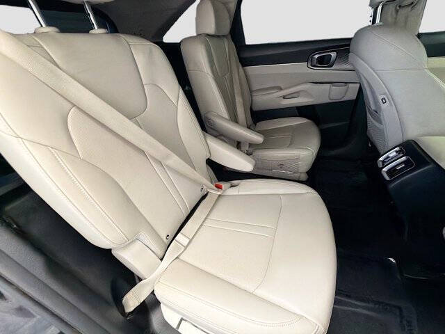 2023 Kia Sorento Hybrid EX