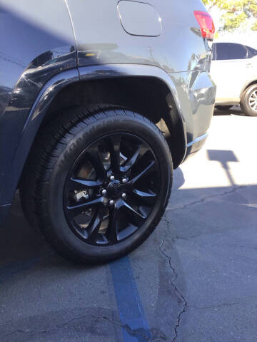 2017 Jeep Grand Cherokee Altitude